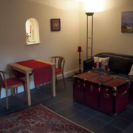 לינה וארוחת בוקר Ballycommane House & Garden 3*