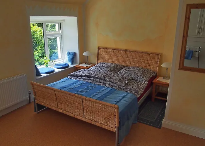 Ballycommane House & Garden Bed and Breakfast Durrus